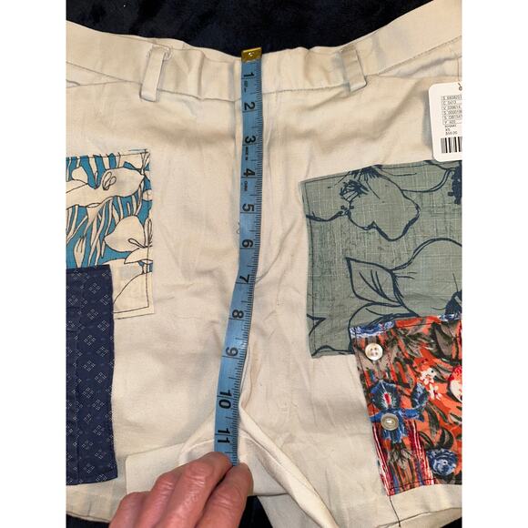 NWT URBAN RENEWAL URBAN OUTFITTERS UPCYCLED KHAKI PATCHWORK SHORTS - Picture 6 of 10